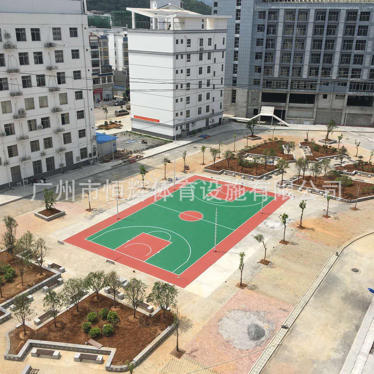 硅pu球场材料广西百色市西林县八达镇福宁小区项目竣工！